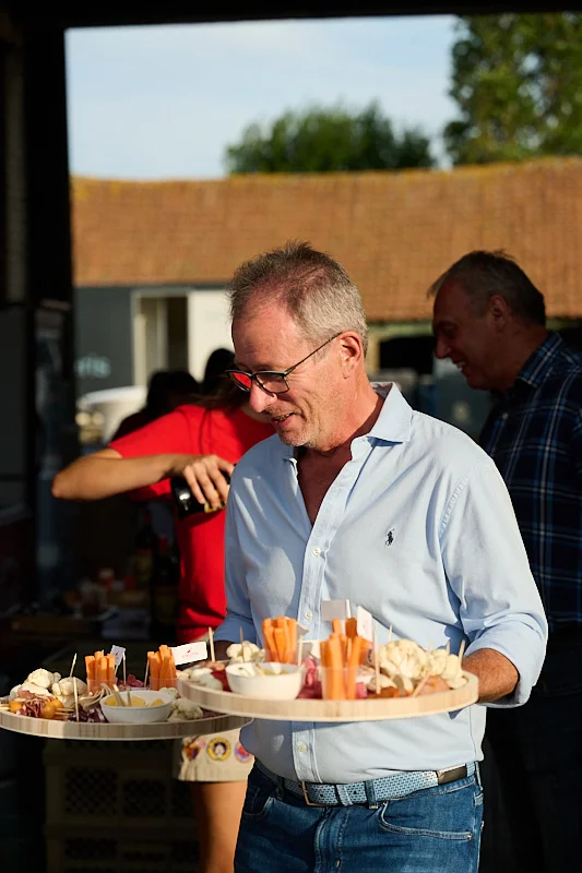 feest f